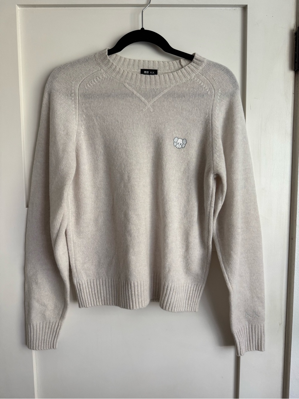 Uniqlo x KAWS wool crew neck off white